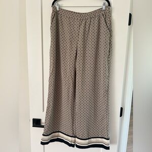 A+F Drapey Pull-On Wide Leg Silky Pant- Large